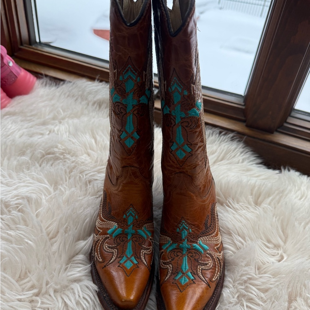 Circle G Tan and Brown Western Boots